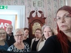 Pälvi, Päivi, Pirjo, Asta, Suvi, Tarja ja Elina
Osa porukasta osallistui kokoukseen että yhteydellä.